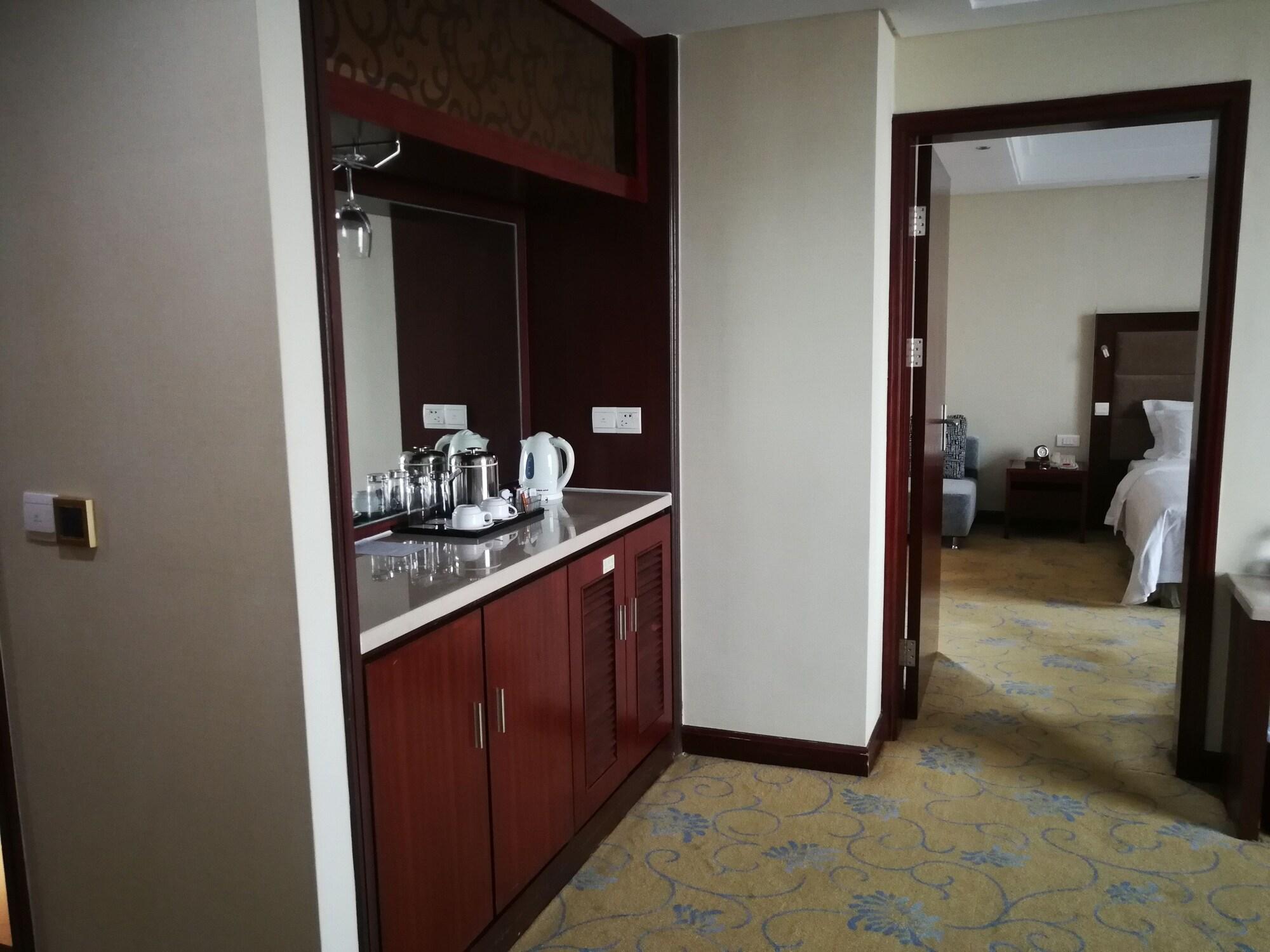 Daysun International Hotel Guangzhou Buitenkant foto
